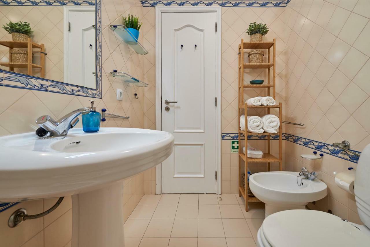 Cozy Apartment In Historic Center With Terrace Lissabon Exterior foto