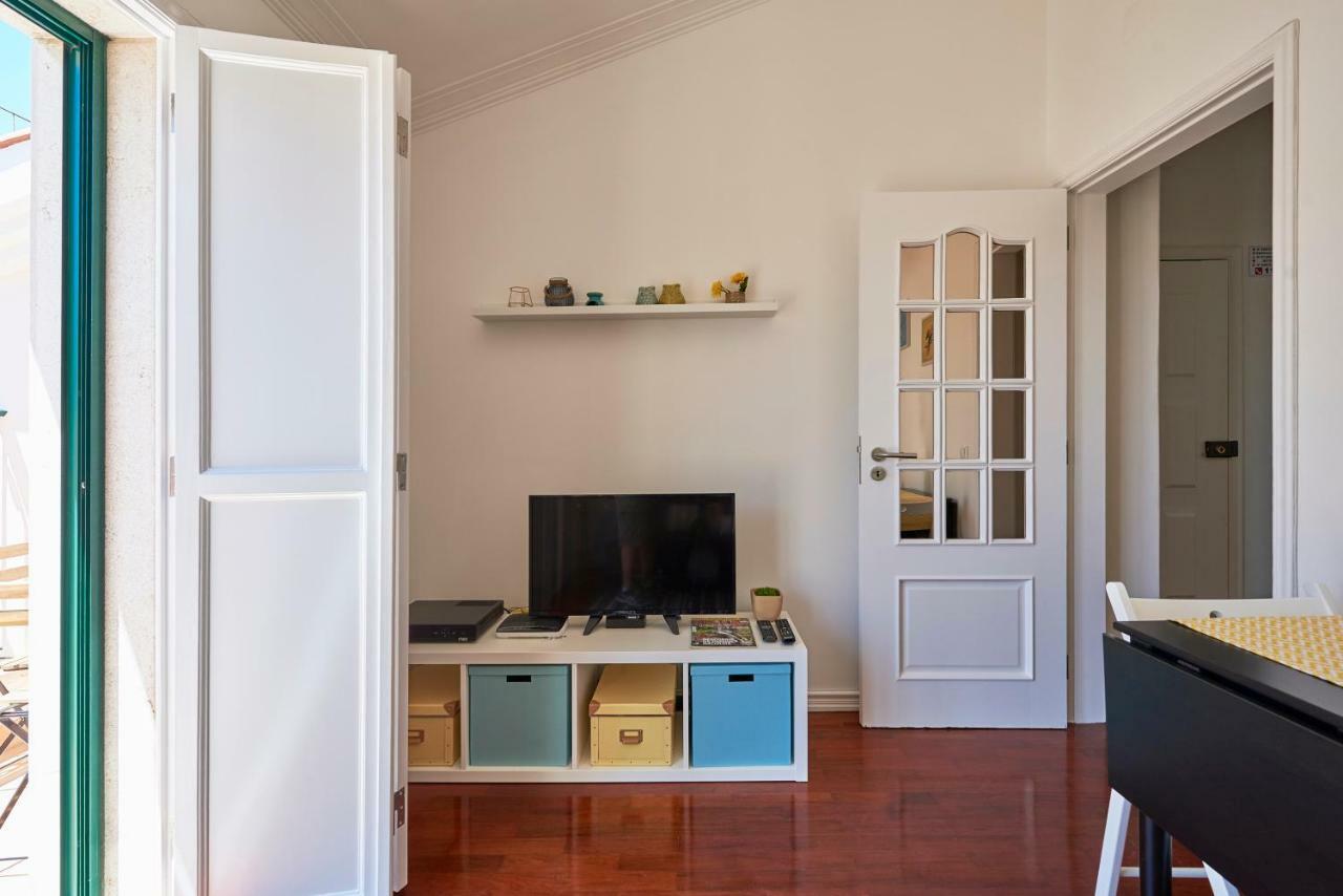 Cozy Apartment In Historic Center With Terrace Lissabon Exterior foto